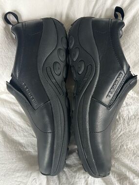 Merrell Men's Black Slip-On Leather Comfort Shoes. Dual Density. Size 11